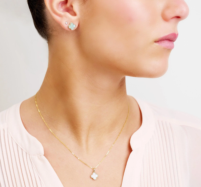 Le Charmant Clover Necklace