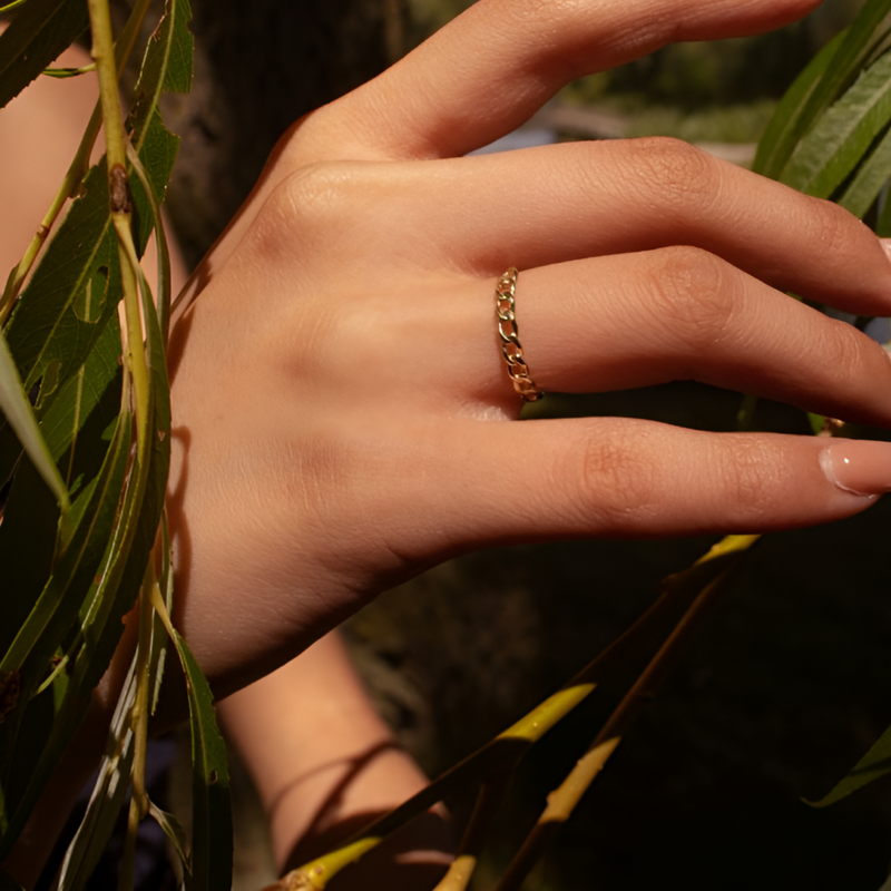 Seoul Ties Curb Link Ring