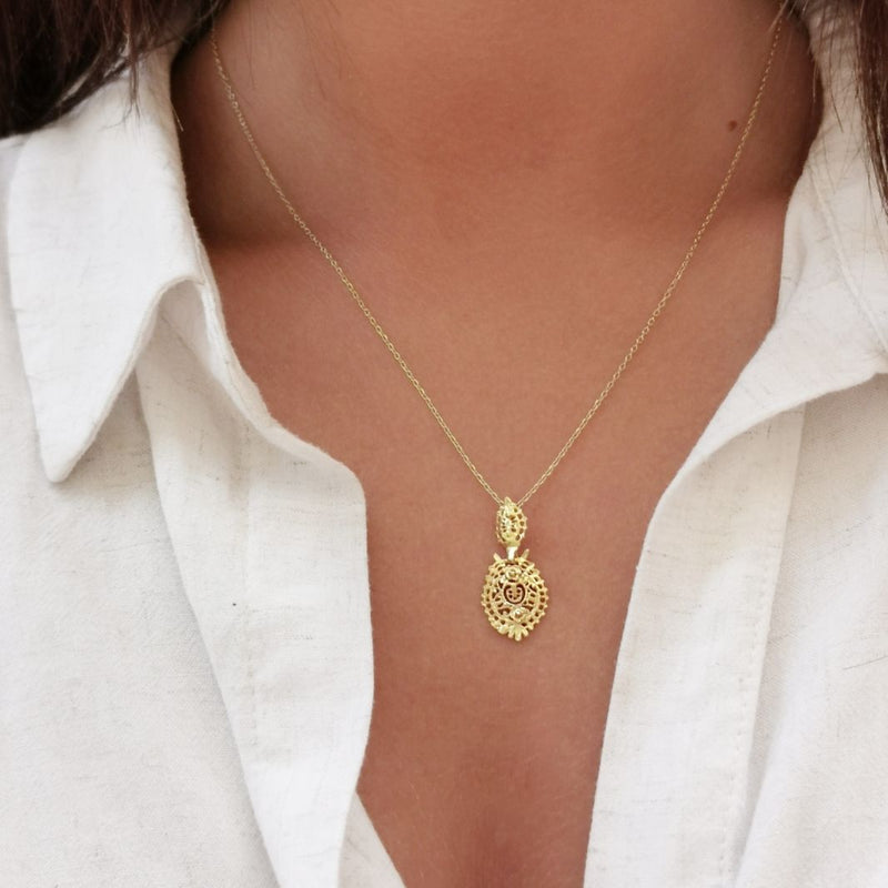 Queen Regal Necklace Gold Plated Silver