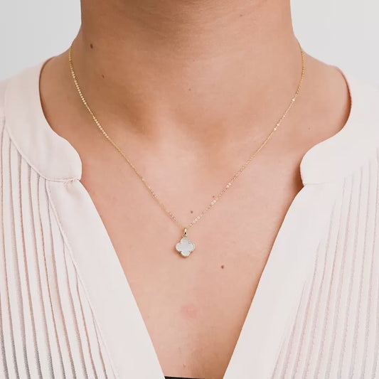 Le Charmant Clover Necklace